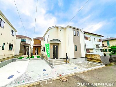 外観:【外観】ここから始まる「日常」はご家族にとってかけがえのない時間となります。少しでも豊かに、快適に。そんな想いから本邸宅は生まれました。 外観:【外観】ここから始まる「日常」はご家族にとってかけがえのない時間となります。少しでも豊かに、快適に。そんな想いから本邸宅は生まれました。
