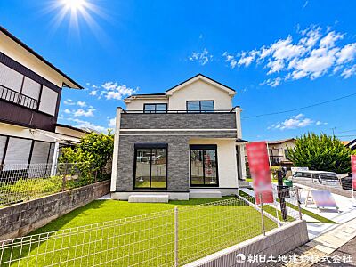 外観:【外観】何気ない日常が心地よい時間へと変わる住環境。家族との新しい暮らしが始まります。 外観:【外観】何気ない日常が心地よい時間へと変わる住環境。家族との新しい暮らしが始まります。