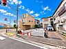 外観：【外観】家の良し悪しだけでなく周辺環境も重要なポイント。良好な住環境はお子様の安全は勿論、居住者に安心感とゆとりを与えます。