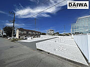 ■現地写真■小学校まで徒歩12分、お買い物施設も充実した住環境！子育て世代にもおすすめです！