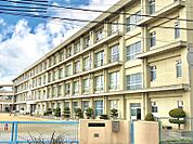 錦浦小学校　約1220ｍ