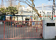 幼稚園・保育園「本川幼稚園まで243ｍ」