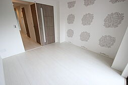 ＰＡＲＫＳＩＤＥ　ＹＯＳＨＩＤＡ 3階2DKのリビング/ダイニング