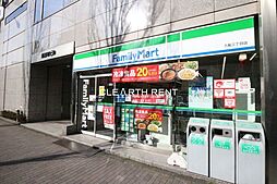 【コンビニエンスストア】ファミリーマート 入船三丁目店まで525ｍ