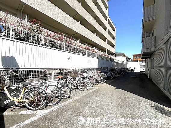 ＜駐輪場＞周辺...
