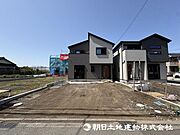＜外観＞南6ｍ道路に面して陽当たり良好です！車のすれ違いも楽にできます。