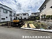 ＜現地＞交通量の少ない道路に面して安心いただけます。
