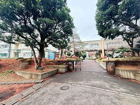 上溝中学校まで約650ｍ
