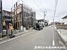 その他：＜現地＞周辺にはドラッグストアやコンビニエンスストアがありお買い物も便利です。