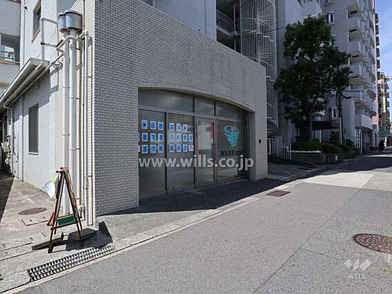 1階の一部は店...