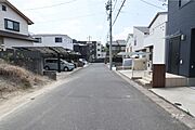 物件の前面道路［2025年8月18日撮影］