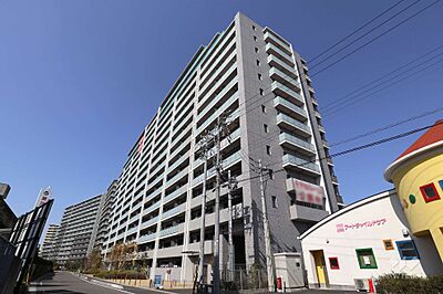 外観:セントアイナ藤が丘の外観(南東側から) 外観:セントアイナ藤が丘の外観(南東側から)