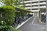 駐車場：駐輪場
