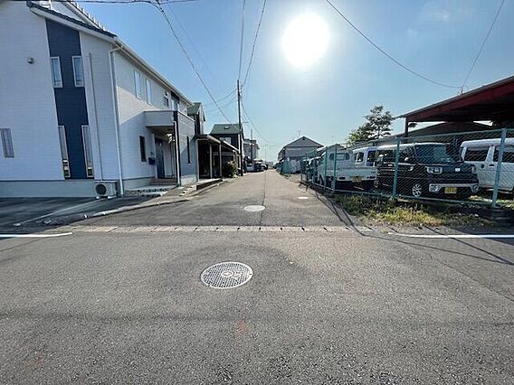 前面道路含む現...