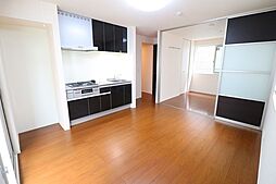 ウィルヴィラージュII 205 2階3DKのリビング/ダイニング