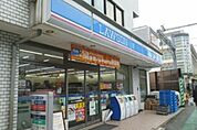 ローソン 東門前駅前店（1200m）