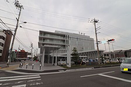 伊予市役所 450m