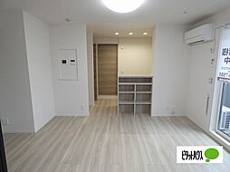 トリシア東口 202 2階1LDKのリビング/ダイニング