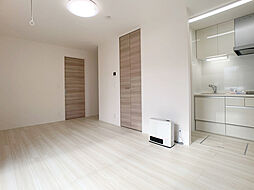 グランスクエア　I番館 102 1階ワンルームのリビング/ダイニング