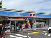 コンビニ「ローソン長野上松二丁目店まで196m」