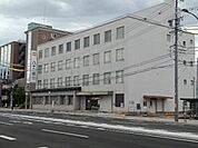 銀行「八十二長野銀行七瀬支店まで80m」