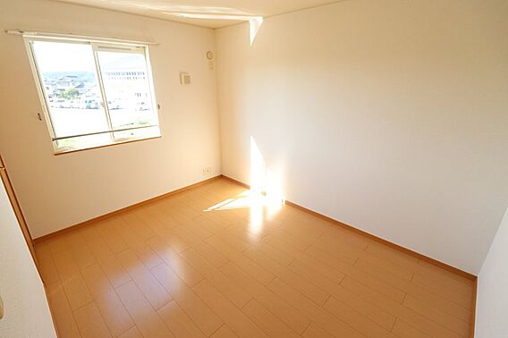 GRANDSTUMPI_内装_2