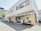 セブンイレブン高知本町1丁目店