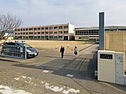 山田小学校