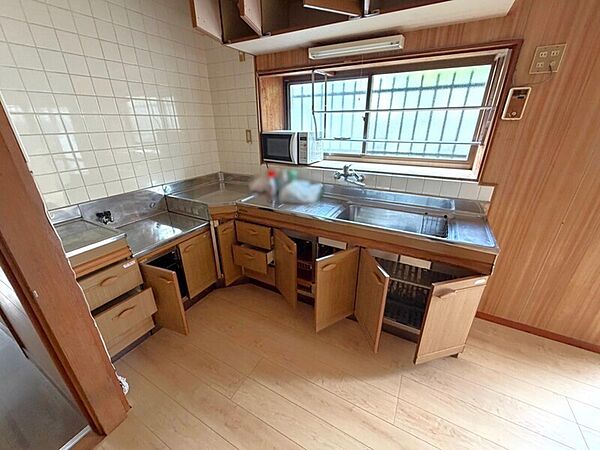 キッチンを拡大表示