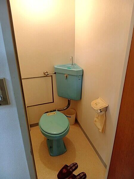 トイレを拡大表示