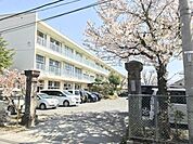 古牧小学校 820m