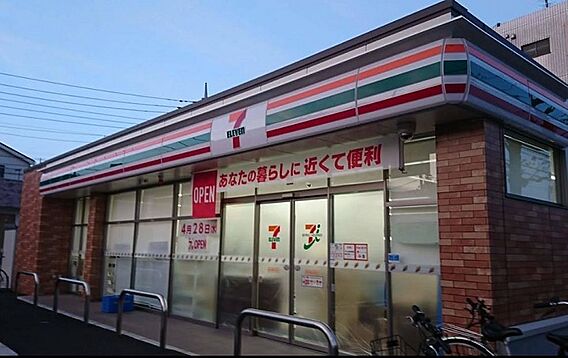 セブンイレブン...
