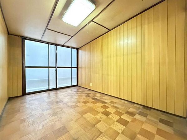 洋室を拡大表示