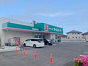 ドラッグセイムス 西伊敷店・営業時間9:00～22:00・駐車場有り 1000m