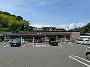 セブンイレブン 西郷団地入口店 1200m