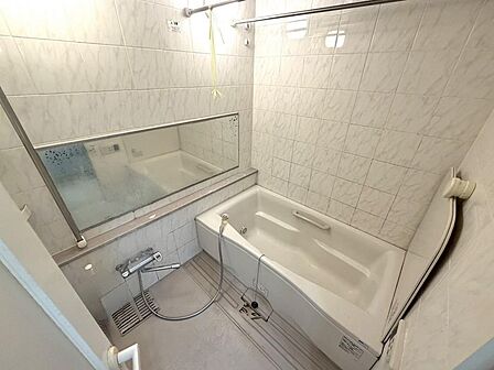 梅雨の時期は大活躍の浴室乾燥機付き!家族の数だけ増える洗濯物もしっかり乾かせます