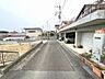 外観：前面道路