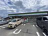 周辺：ファミリーマート東勝山二丁目店 徒歩5分。 380m