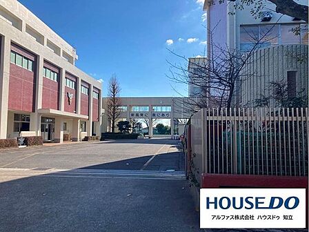 刈谷市立刈谷南中学校 2040m