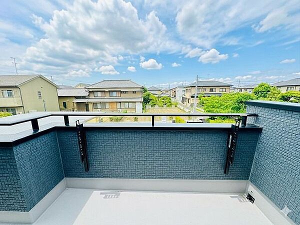 バルコニーを拡大表示