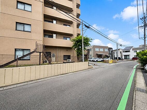 前面道路含む現...