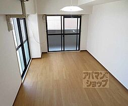 洛西メゾン 602 6階1Kのリビング/ダイニング