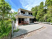 【外壁・屋根塗装中】外観写真です。