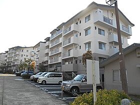 UR奈良青山  ｜ 奈良県奈良市青山3丁目（賃貸マンション2LDK・5階・68.01㎡） その1