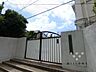 周辺：目黒区立下目黒小学校 徒歩10分。 800m