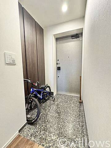 玄関 グローリオ等々力 3階/-