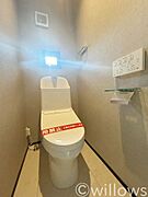 3階のトイレは、清潔感のあるトイレで、毎日快適にお使いいただけます。