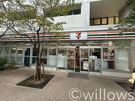 セブンイレブン芝浦ベイワード店 徒歩2分。 120m