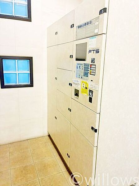 宅配ボックスも複数完備です。不在時も安心してお受け取りできます。