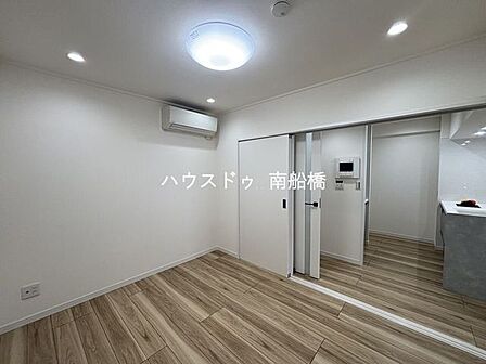 約4.8帖洋室
